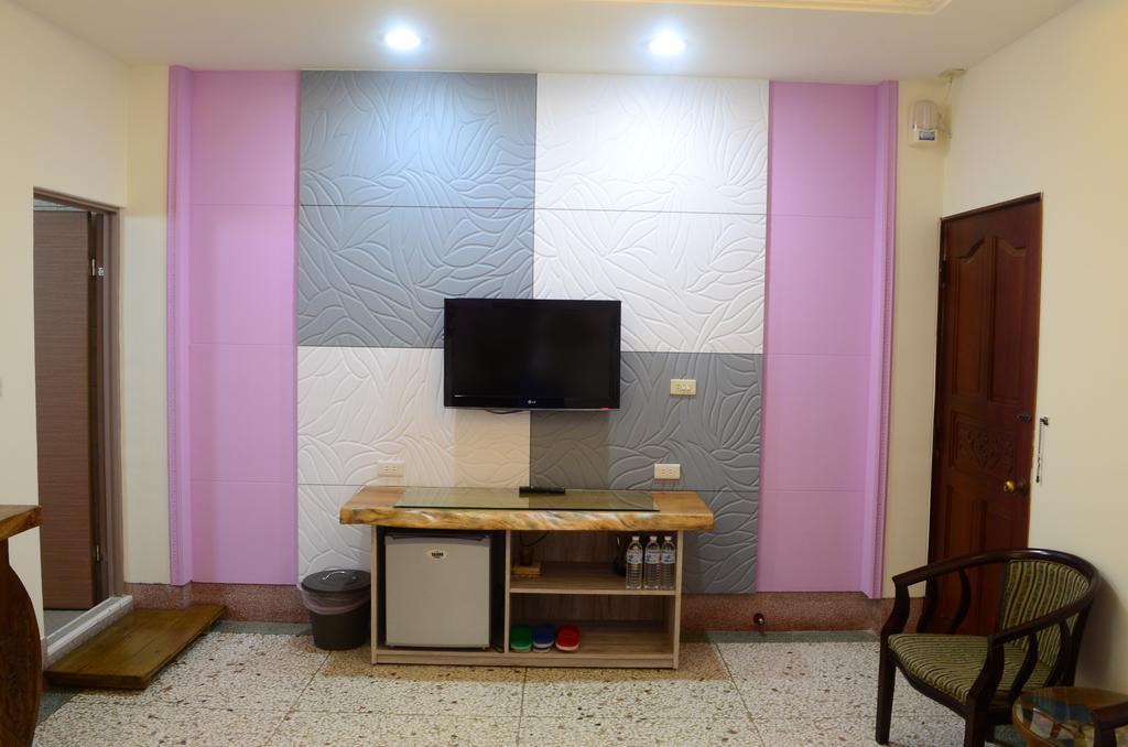 Jia Yuan Homestay Heng-ch'un Buitenkant foto