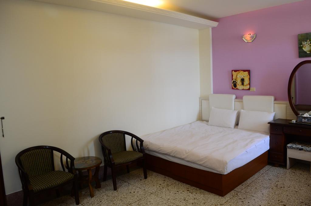 Jia Yuan Homestay Heng-ch'un Buitenkant foto