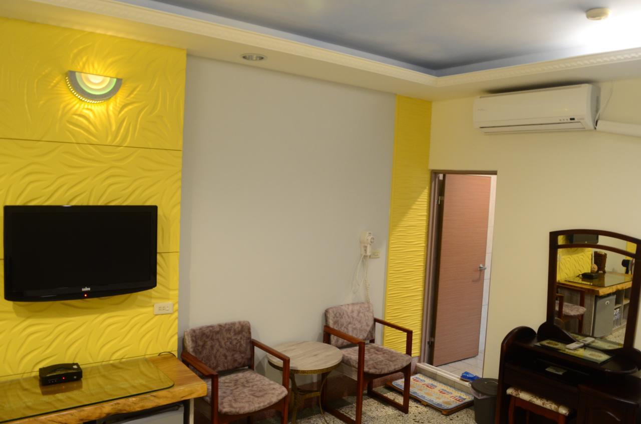 Jia Yuan Homestay Heng-ch'un Buitenkant foto